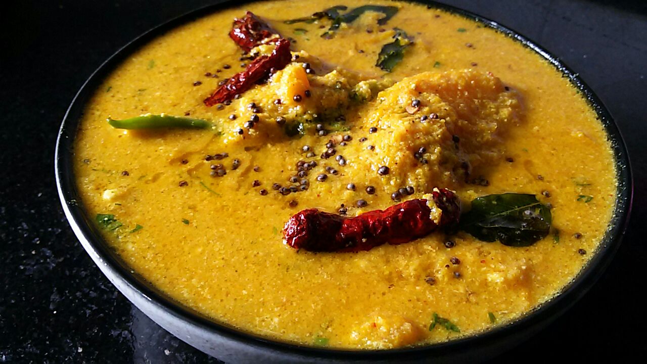 Mango puliseri (Mango curry)