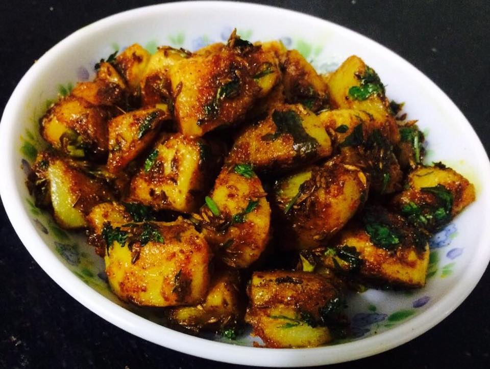 Jeera aloo/Stir fried cumin potatoes