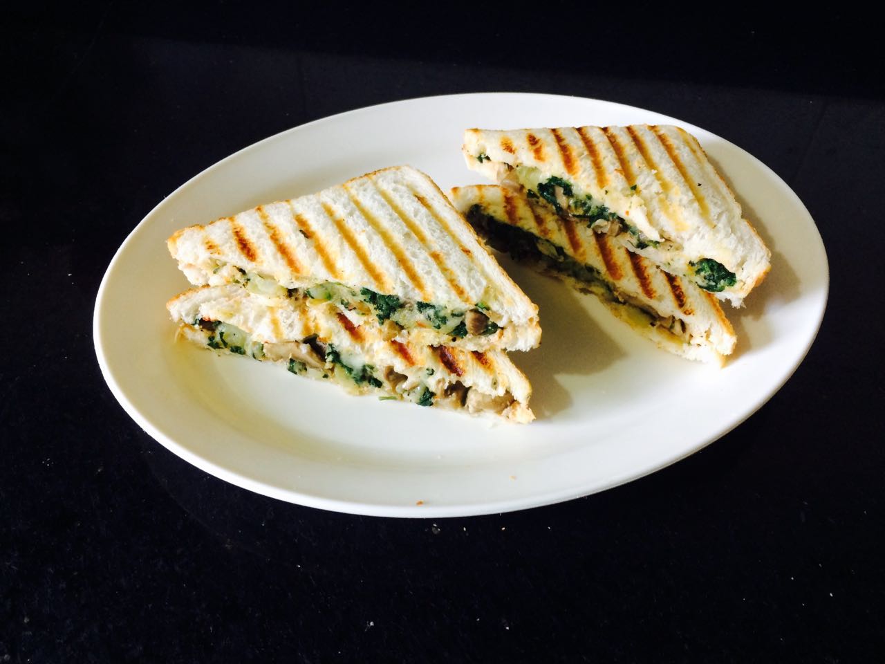 Mushroom spinach and potato sandwich