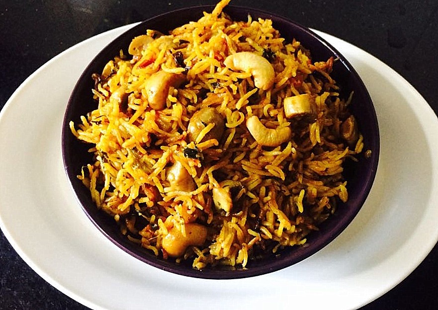 Pressure cooker mushroom biryani