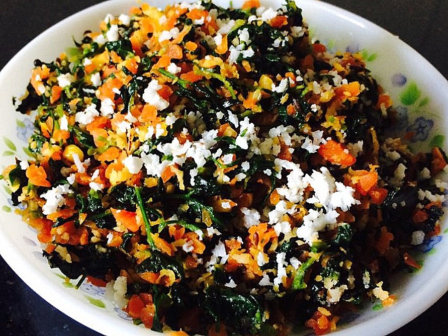 Methi Carrot Curry/Sautéed Fenugreek Leaves with Carrot/Vendhaya Keerai Poriyal