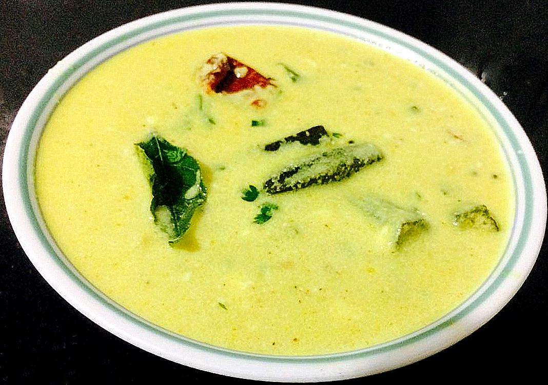 Okra in Yogurt Gravy/ Tamilnadu More Kozhambu/ Bhindi dahi sabzi
