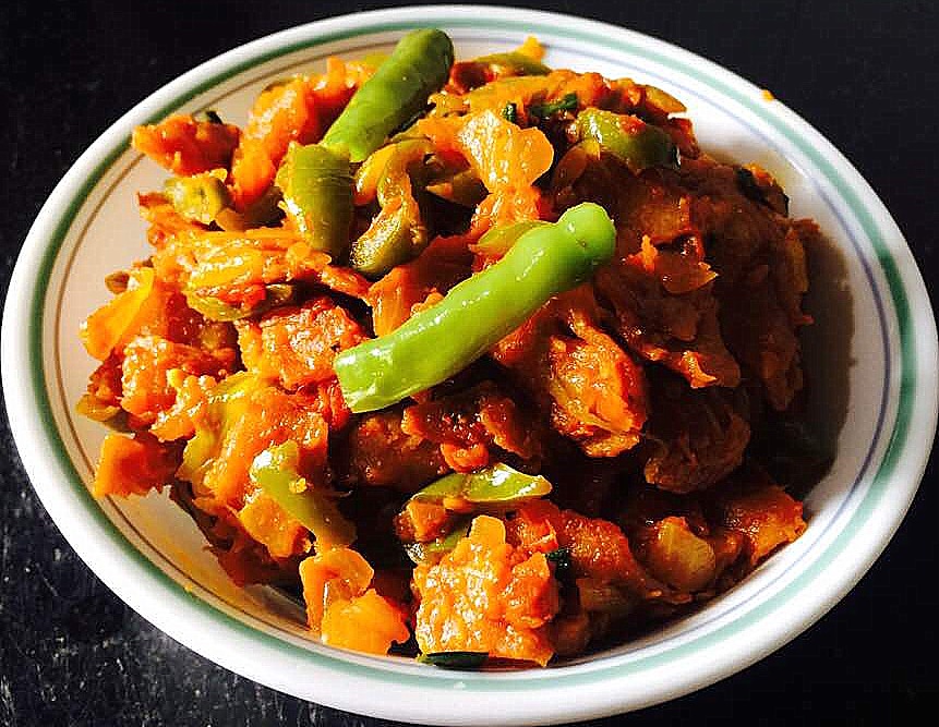 Indochinese style stir fried Indian Bread/Chilli Chapatti
