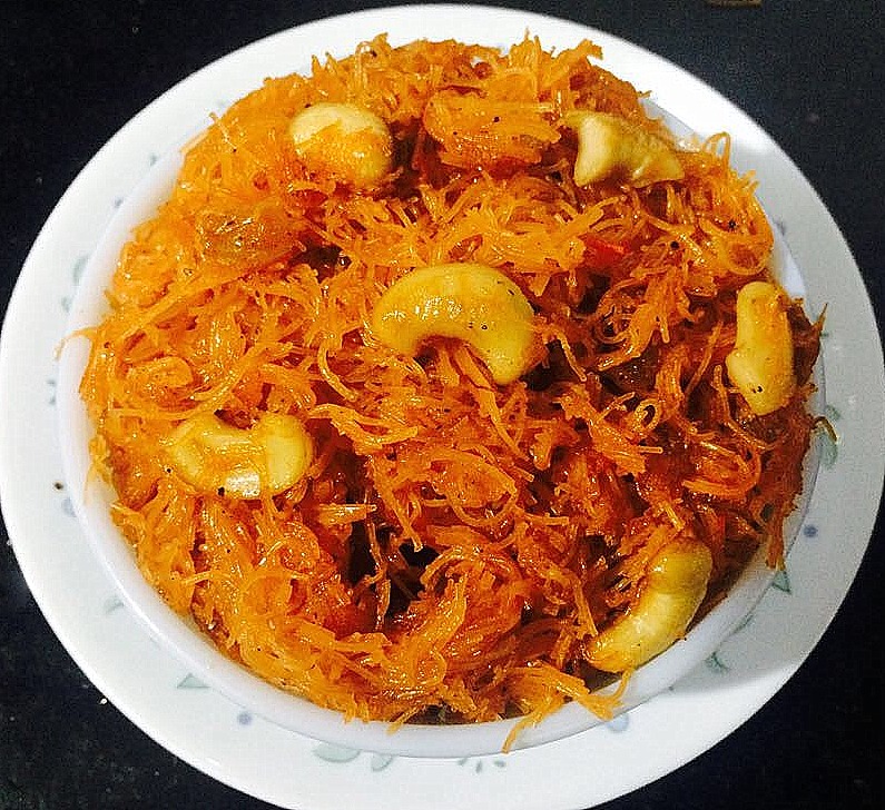 Vermicelli Saffron Sweet Pudding/Semiya Kesari