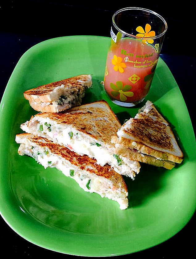 Vegetable Cheese Sandwich