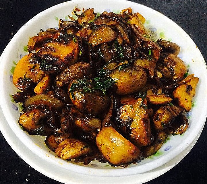 Quick Sautéed Mushroom with Onion
