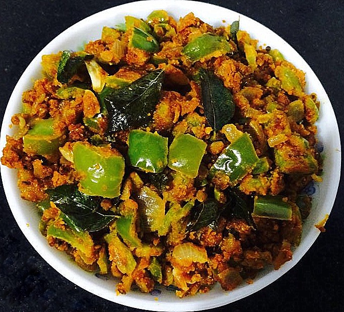 Green peppers with Gram Flour/Capsicum Besan Sabzi /Capsicum Zunka