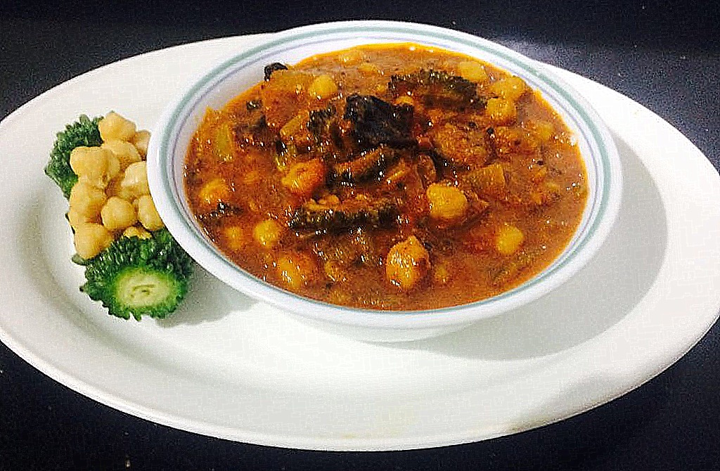 Chick Pea Bitter Gourd Curry/Chana Karela Curry
