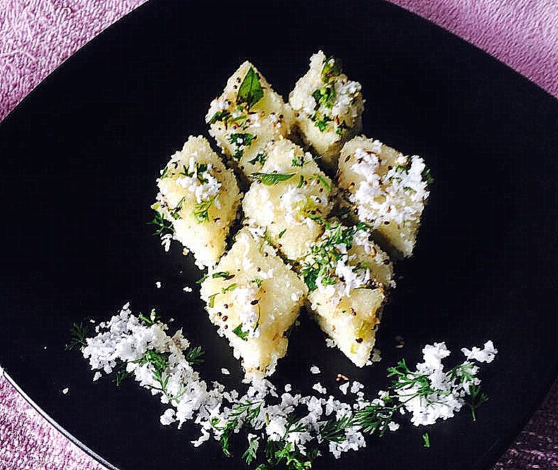 Instant Semolina/Rava Dhokla