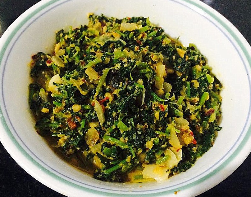 Amaranthus Coconut Curry/Siru Keerai Thenkai Kootu without Dal