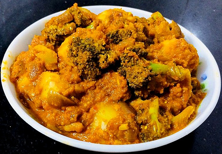 Potato Broccoli Curry