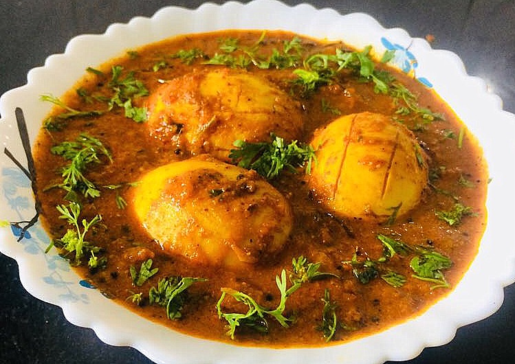 Chettinad Egg Curry (Gravy)