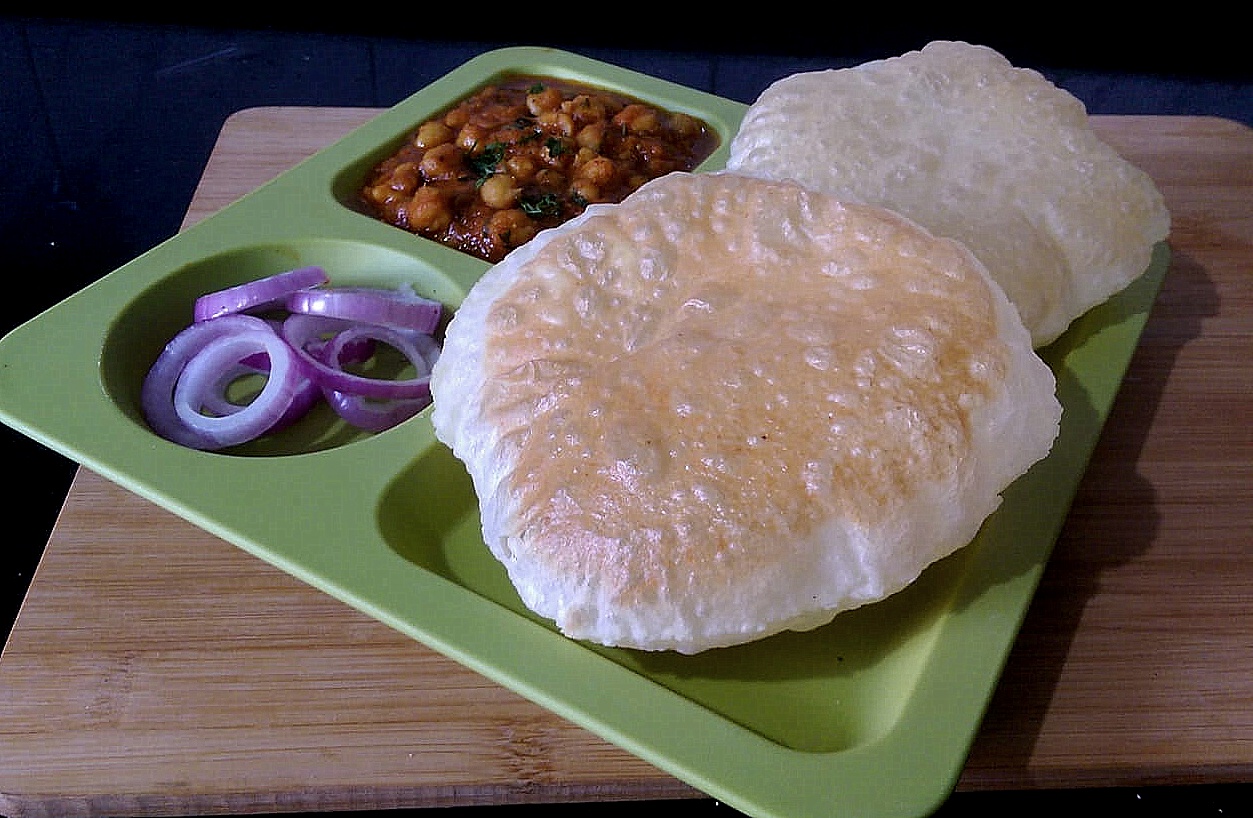 Instant Chole Bhature