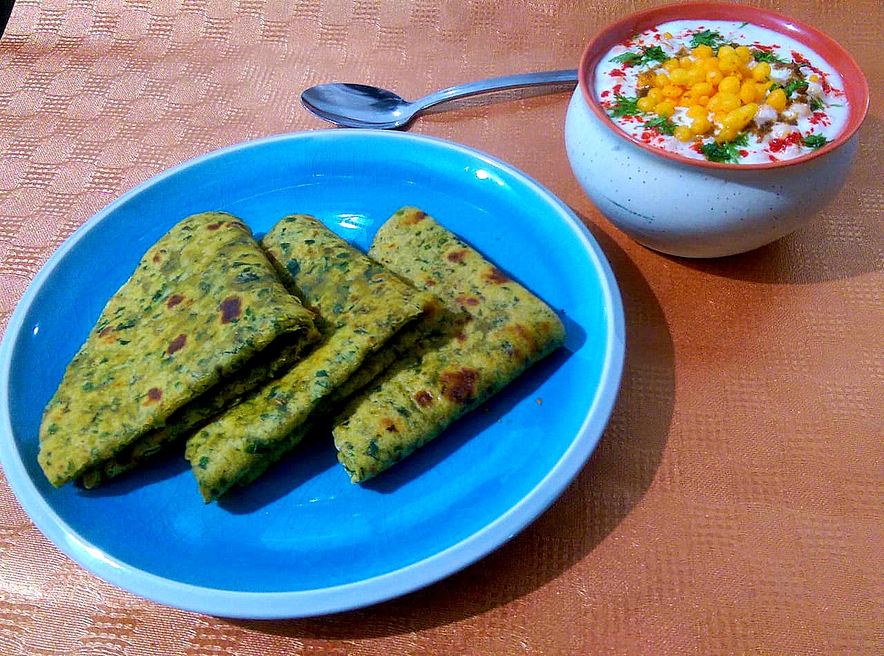 Dal Methi Ka Parotha/Parathas with Fenugreek Leaves And Dal