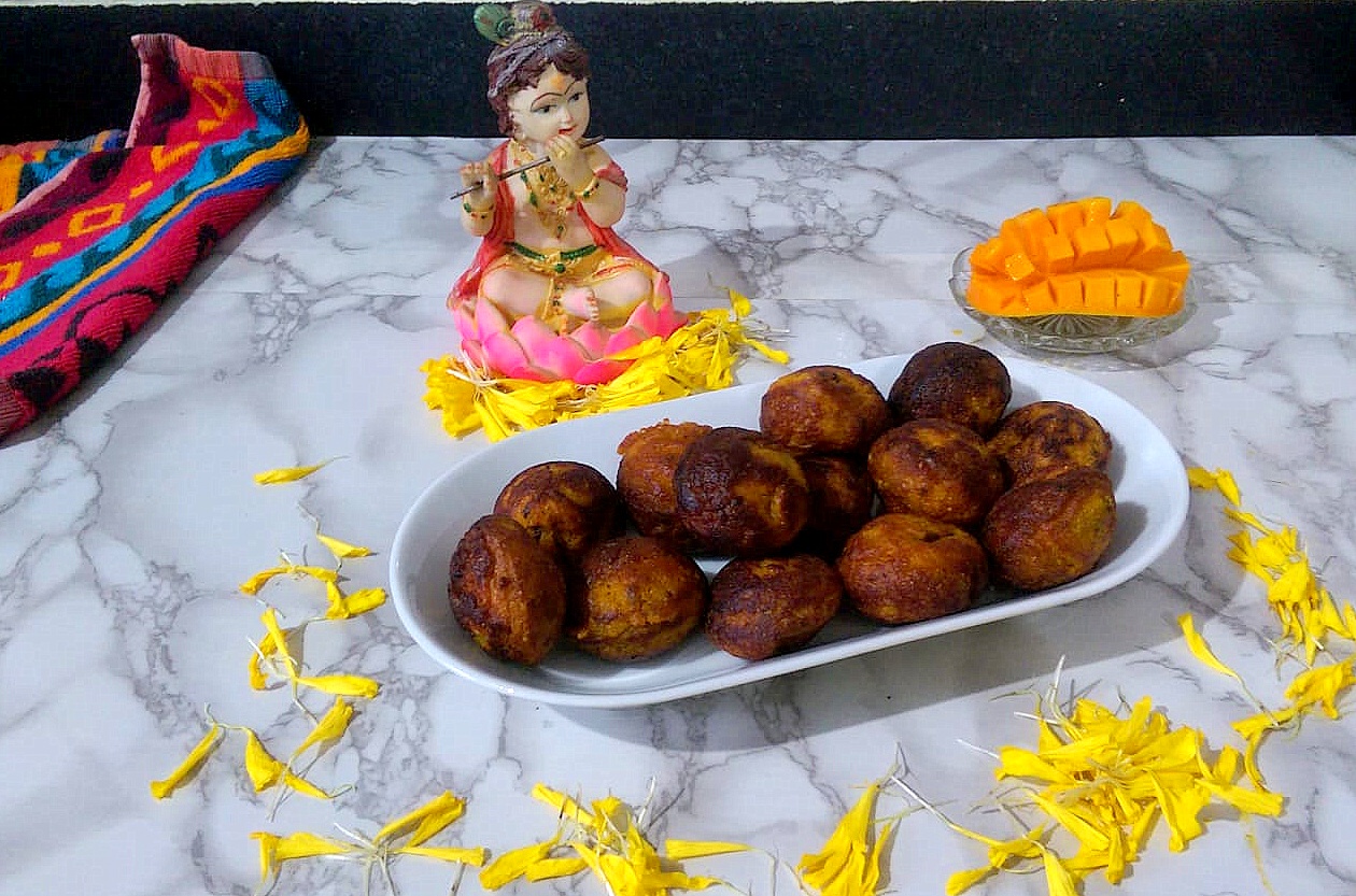 Ripe Mango Appam/Mambazha Unniappam/Paniyaram