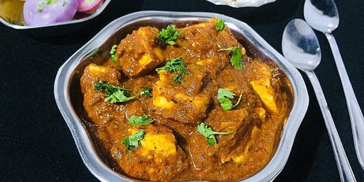 Achari Paneer Masala/Pickle Flavored Cottage Cheese