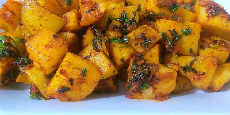 Spicy Lebanese Potatoes/ Batata Harra