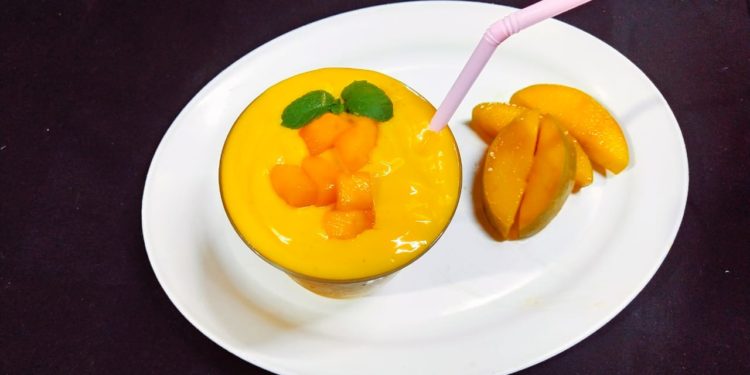Creamy Mango Smoothie – a 5 minute recipe (Summer                                                                                    Special)