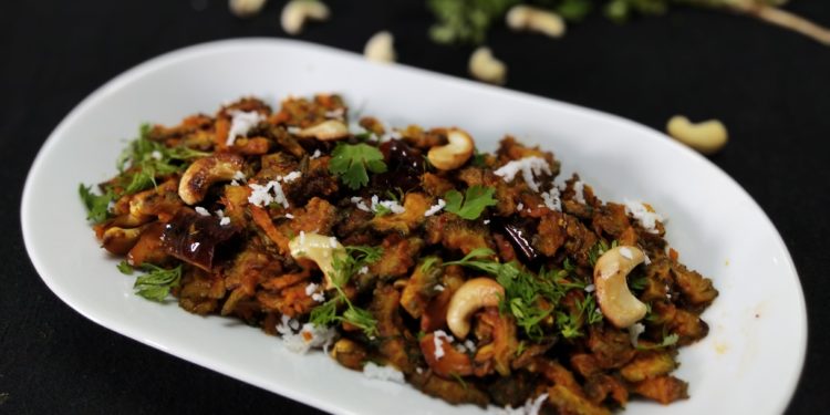 Yam Gravy and Yam Roast/ Senai Kizhangu Theeyal and Varuval In One Go