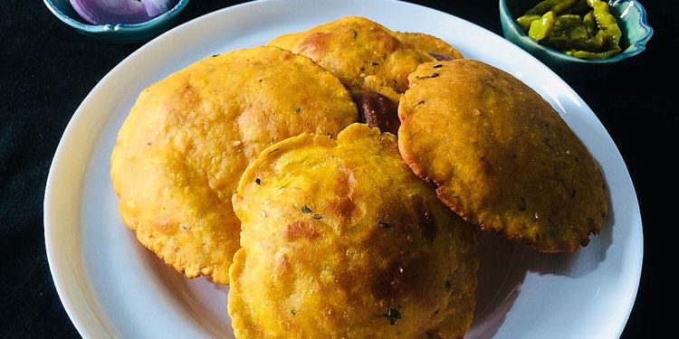 Potato Poori/ Aloo Poori