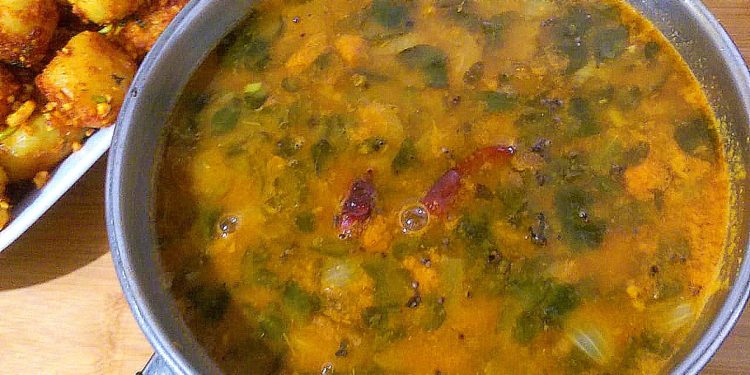 Moringa Leaves with Lentil/ Murungai Keerai Sambar