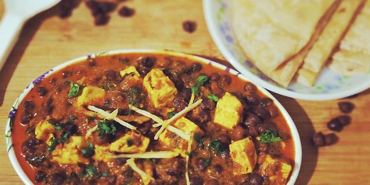 Paneer Black Channa Masala