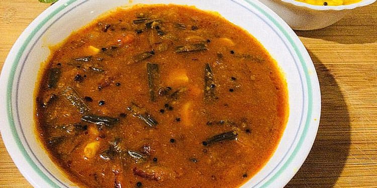 Adamant Creeper in Spicy Tamarind Gravy/ Pirandai Kulambu