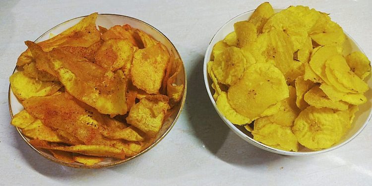 Homemade Banana chips/ Kerala Plantain Salt and Masala Chips/ Nendran Chips
