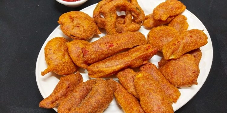 Vegetable Pakoras / Assorted Vegetable Pakoras