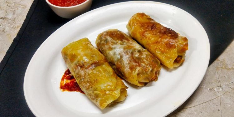 Healthy Cabbage Roll and dipping Sauce