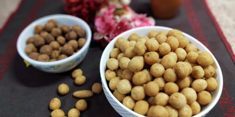 Nei Kadalai /Spicy Fried Bengal Gram / Chatpata Channa Dal Namkeen